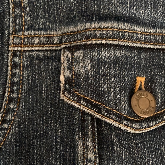 Jones Sport stretch Size Large denim jacket made in Colombia 98%cotton 2%spandex - Picture 12 of 14